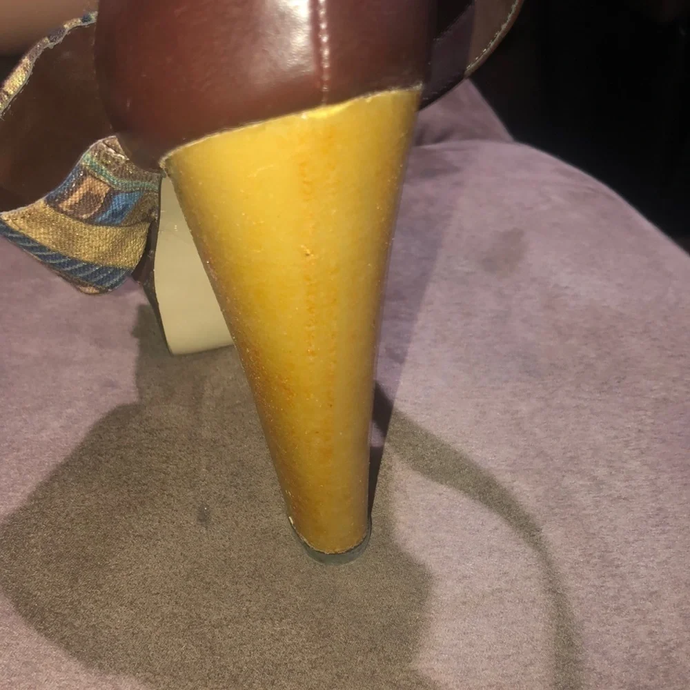 Bakers vintage Y2K 90s studded leather platform heels 7.5M